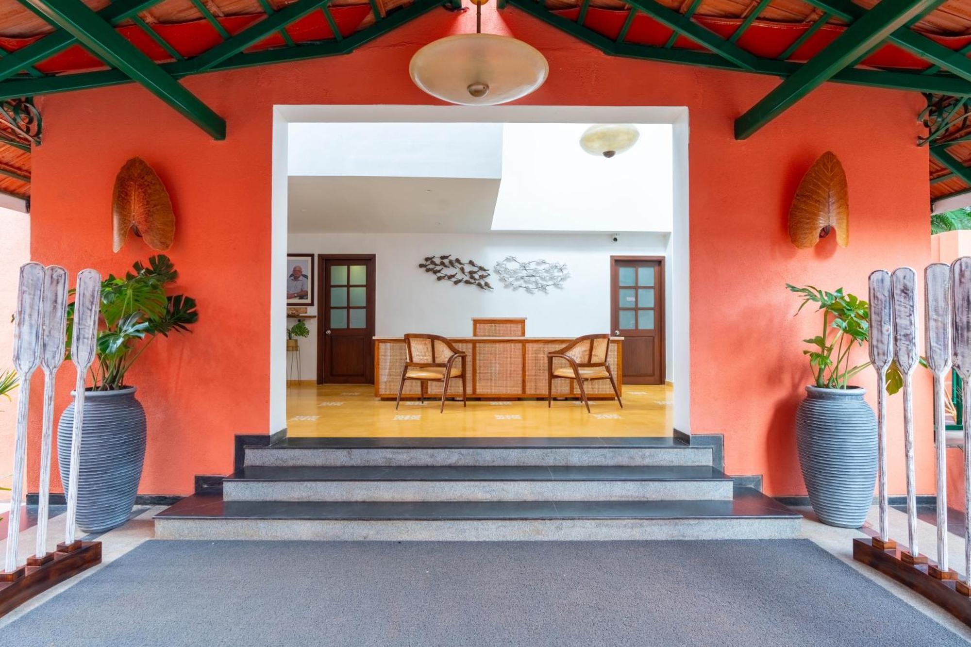 Mandrem Beach Resort, A Member Of Radisson Individuals Retreat Exterior foto