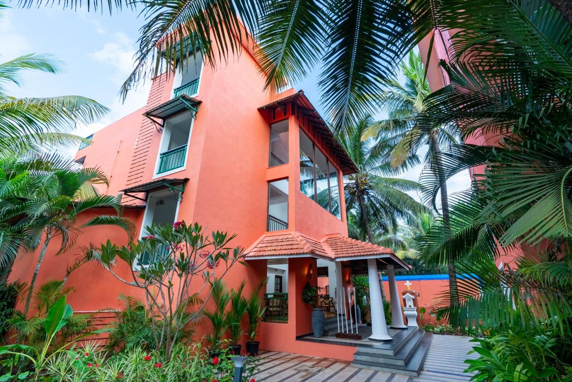Mandrem Beach Resort, A Member Of Radisson Individuals Retreat Exterior foto