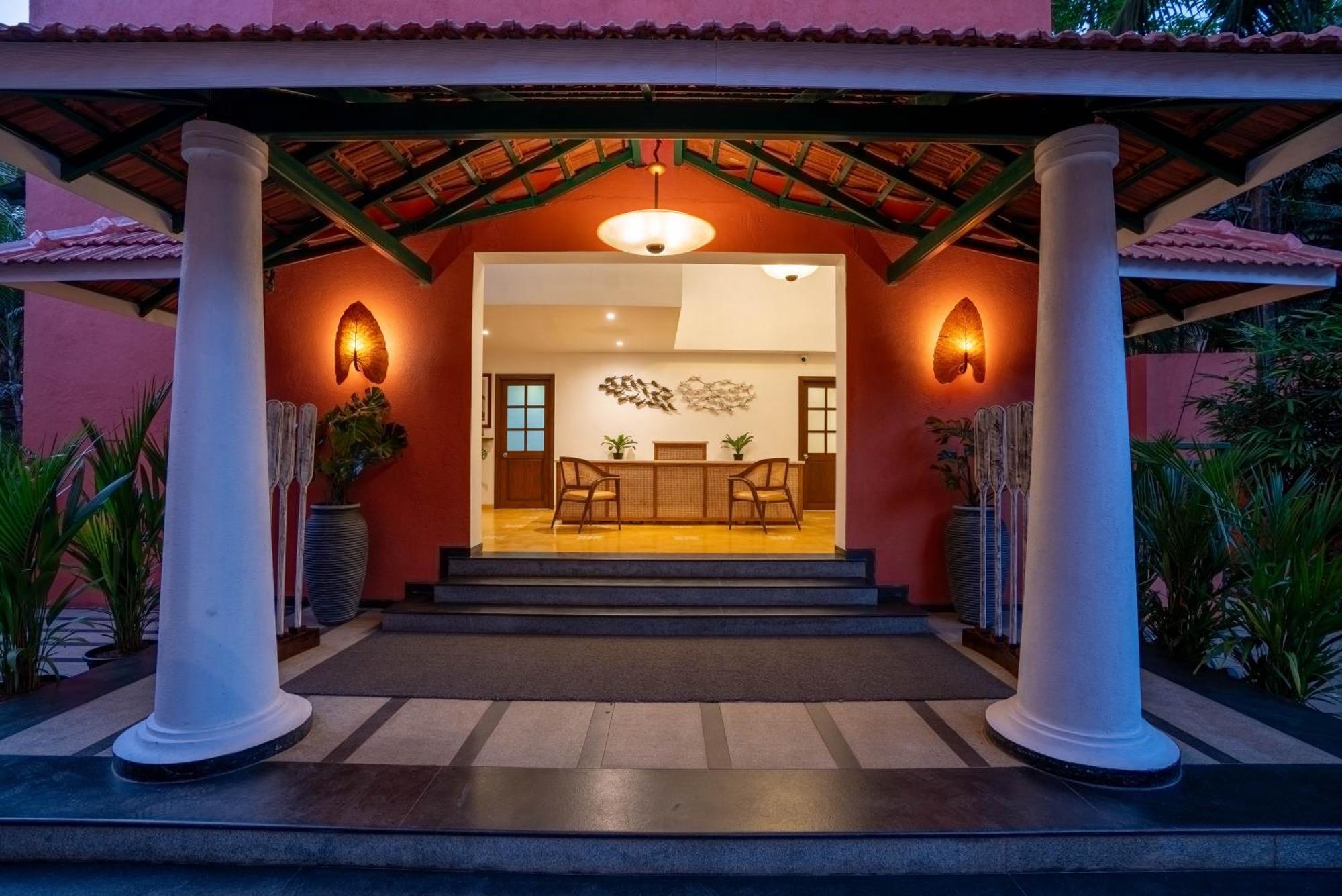 Mandrem Beach Resort, A Member Of Radisson Individuals Retreat Exterior foto