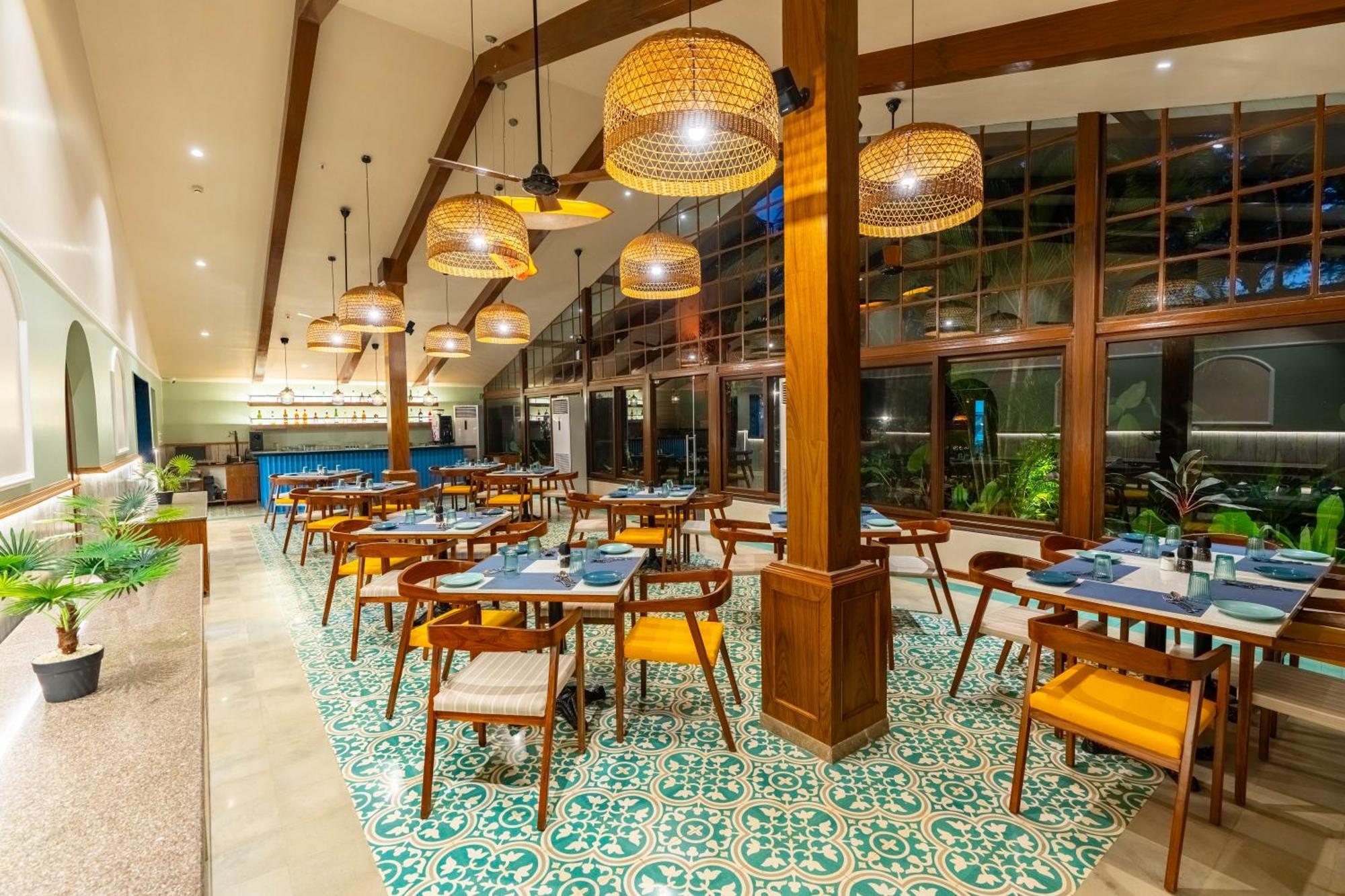 Mandrem Beach Resort, A Member Of Radisson Individuals Retreat Exterior foto