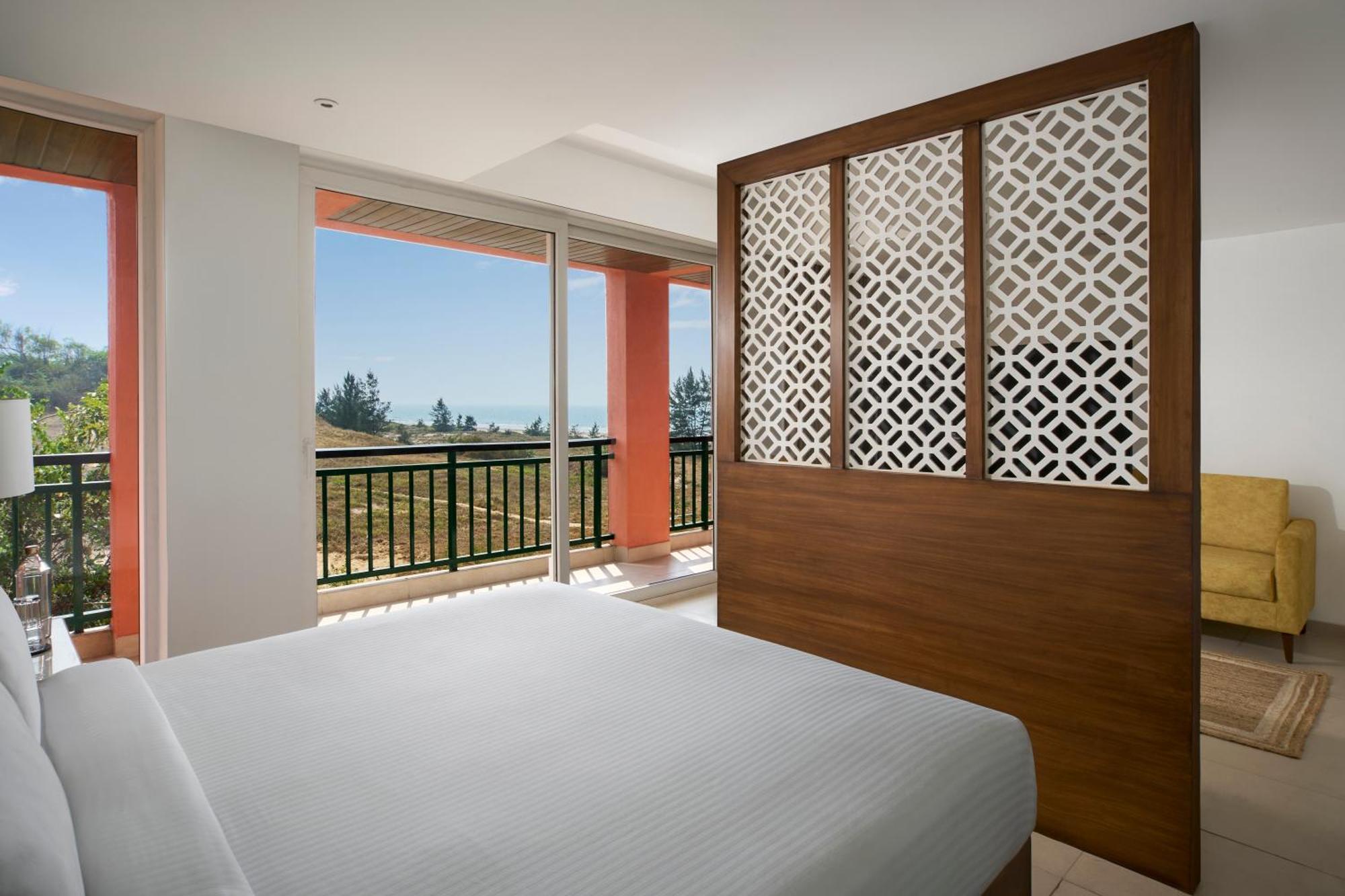 Mandrem Beach Resort, A Member Of Radisson Individuals Retreat Exterior foto